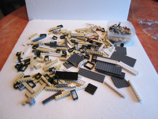 Lego 10211 p23