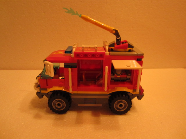 Lego City 4208 p11