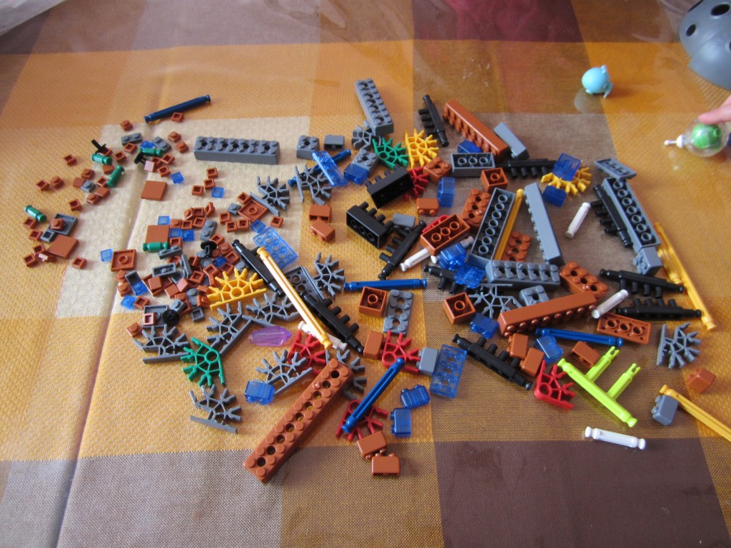 K-nex Angry Birds Space p6