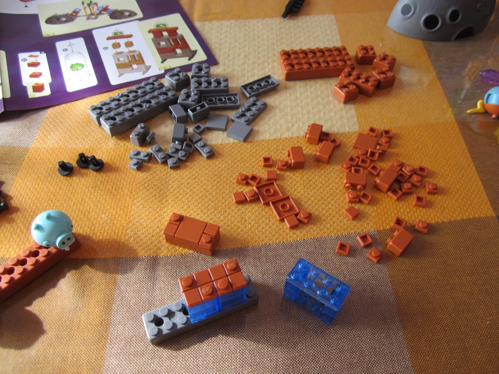 K-nex Angry Birds Space p7b