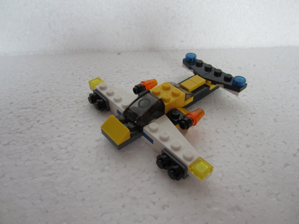 Lego creator 31001 p16