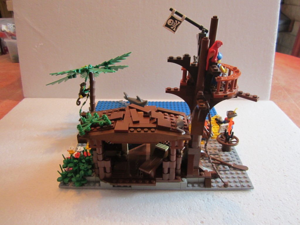 Moc Lego cabane pirates V2 p1