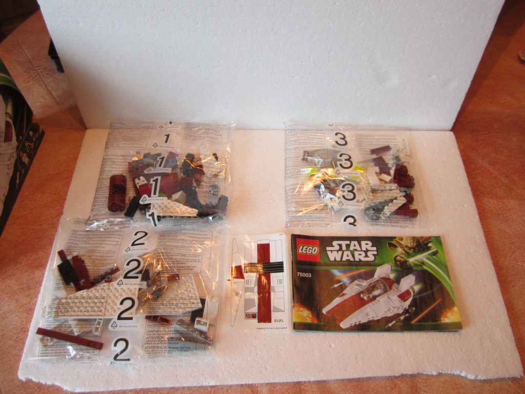 Lego Star Wars 75003 p4