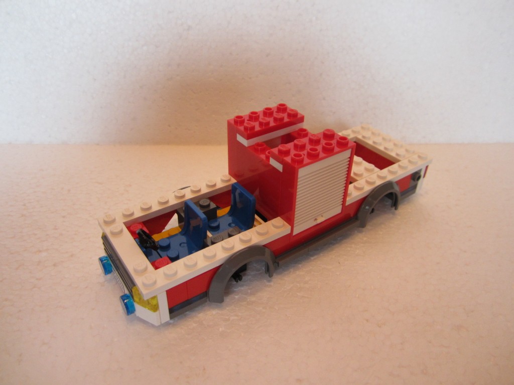 Lego city 60002 p8