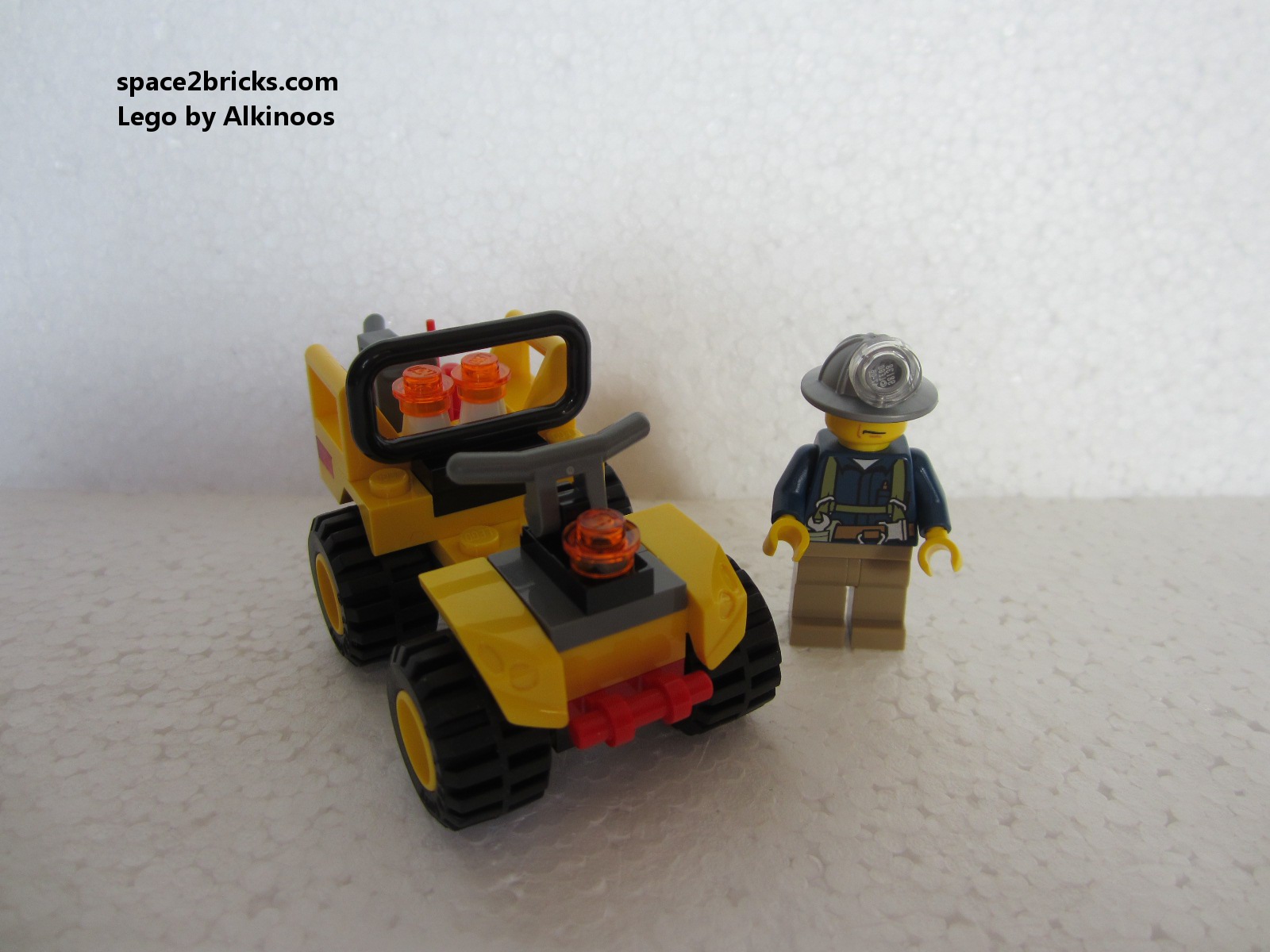 Revue du set LEGO 7848 (Camion Toys R US) - Lego(R) by Alkinoos
